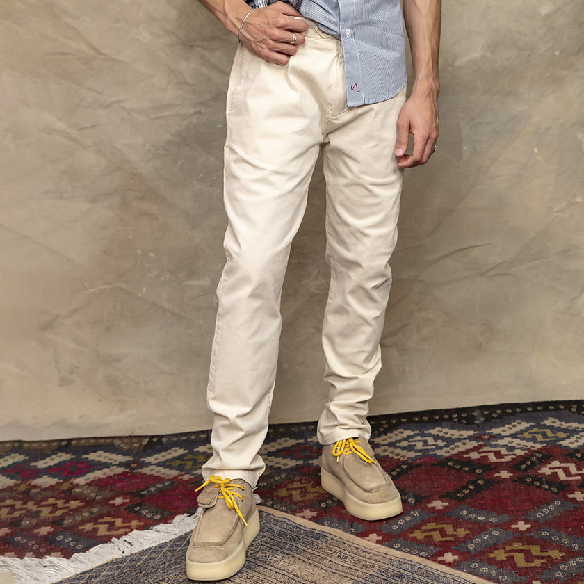 Pantalón masculino Beigue